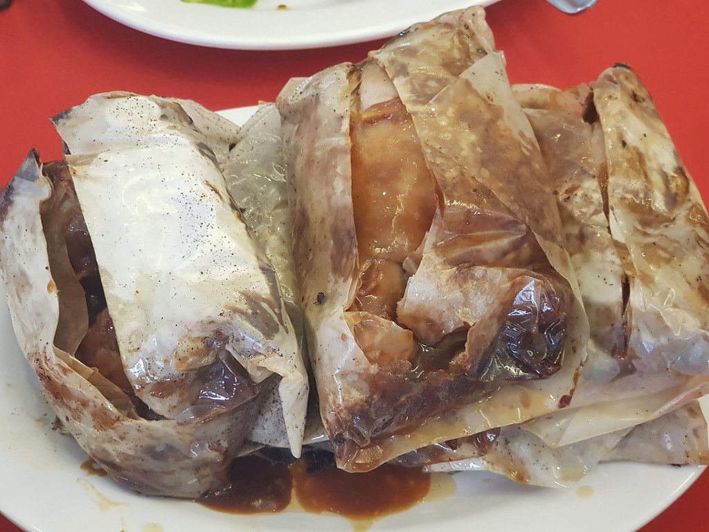 纸包鸡 Paper Wrapped Chicken @ Restoran Leong Ya Indah 梁雅(女)茶餐食 Puchong