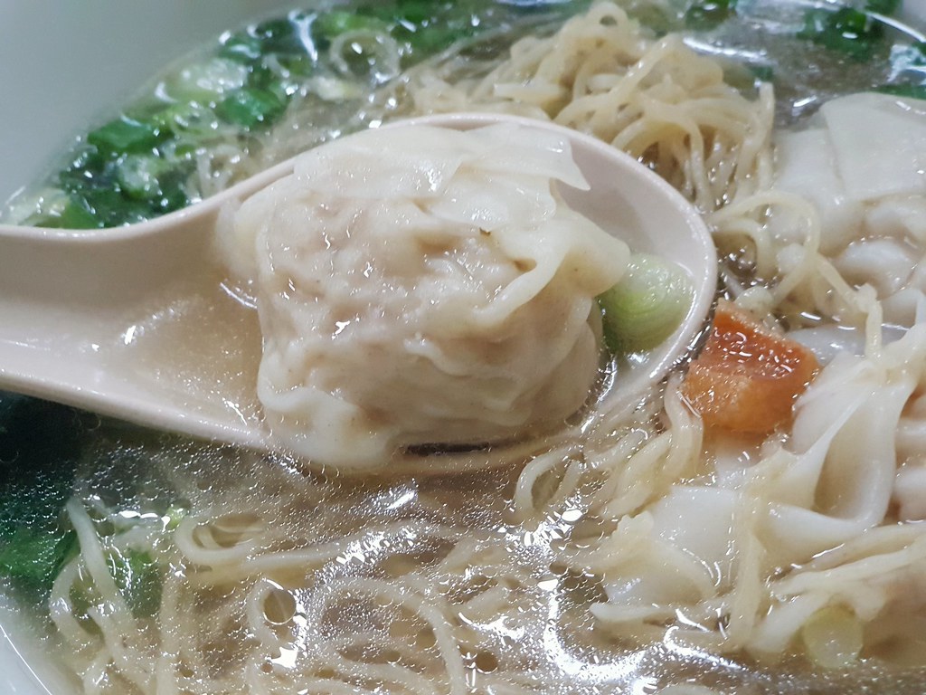 香港細蓉云吞面 Signature Wan Thun Mwe (Soup) rm$6.20 @ Hong Kee Wan Thun Mee 鴻記(廣式)竹昇雲 at Campbrll St, Penang