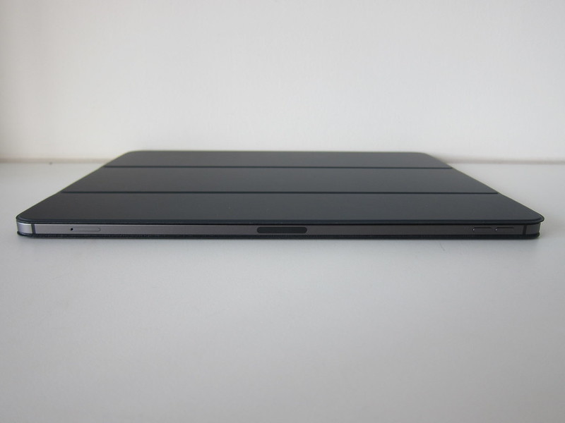 Apple iPad Pro 12.9-inch (3rd Generation) Smart Folio (Charcoal Grey) - With iPad Pro - Right