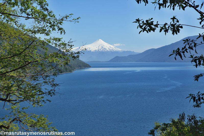 Araucanía I: Por los volcanes, lagos y araucarias de Malalcahuello, Conguillío y - Por el sur del mundo. CHILE (16)