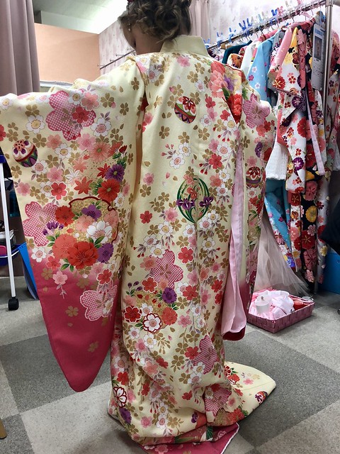 Японские фотографы: как это бывает кимоно, около, детей, только, Японии, очень, ничего, шляпке, сидеть, фотографии, Кимоно, которые, фотографа, платья, японцы, никто, сказала, выбор, конечно, вообще