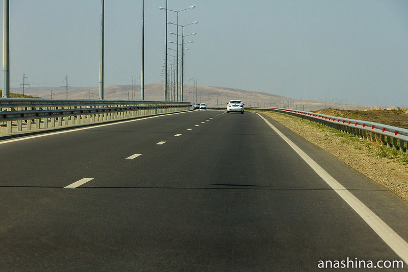 Автодорожный подход к Крымскому мосту